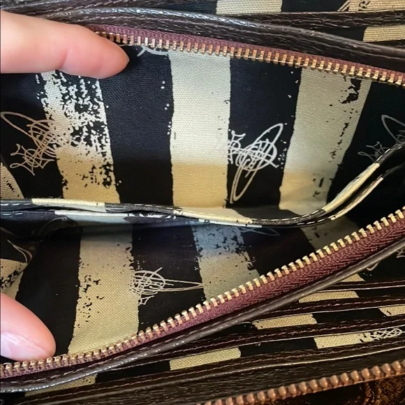 Vivienne Westwood Orb Zippy Wallet Stunning Condition! - Picture 12 of 15